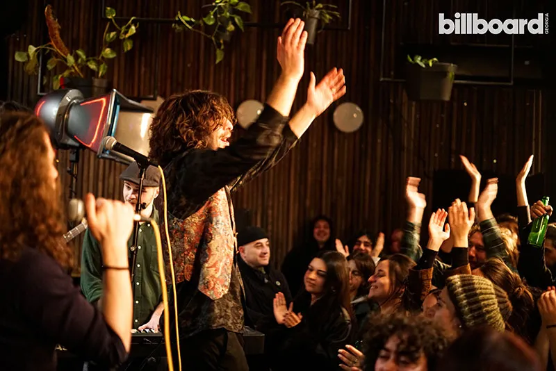 ბაჩო ჯიქიძე & „ესთეტი ბიჭები“