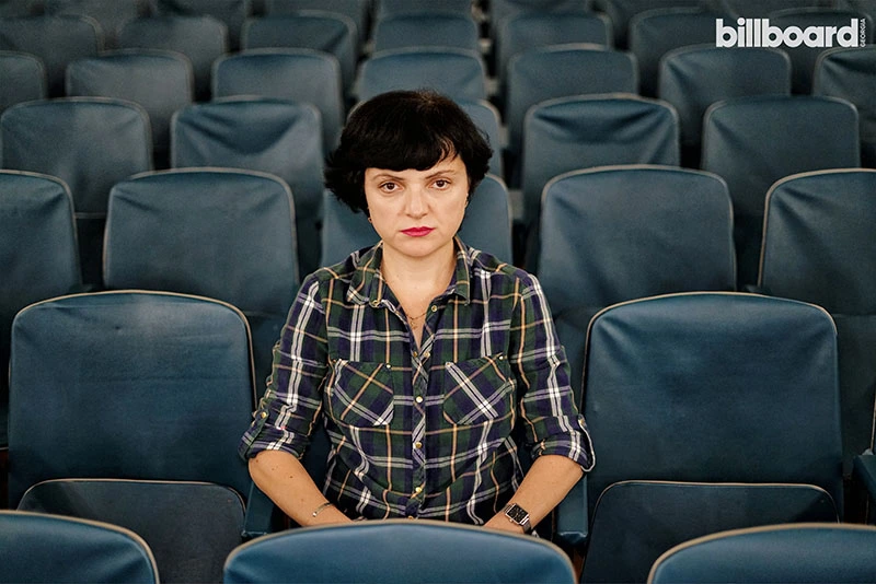 თეონა ცირამუა - გორის ქალთა გუნდის სამხატვრო ხელმძღვანელი