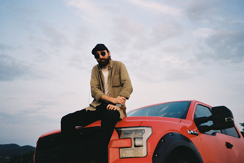 კადრს მიღმა/ გიორგი ხვიტია. ფოტო: ქეთათო ნერგაძე